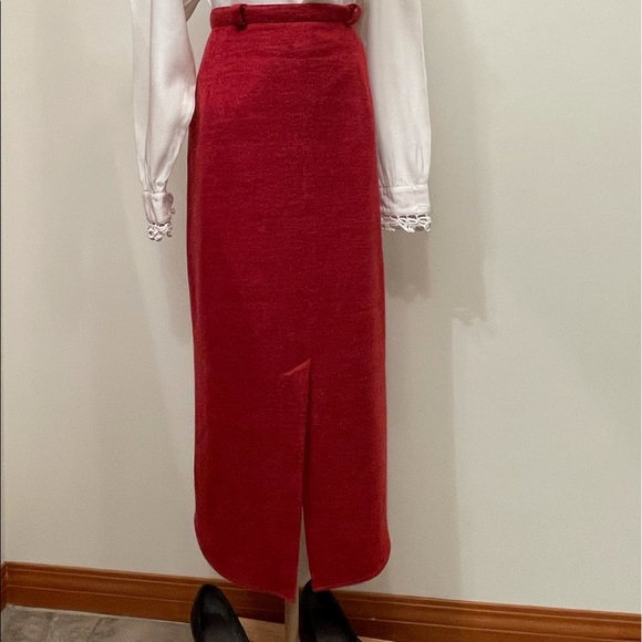 Vintage Column Skirt Buttons Down Back Slit - Picture 6 of 17